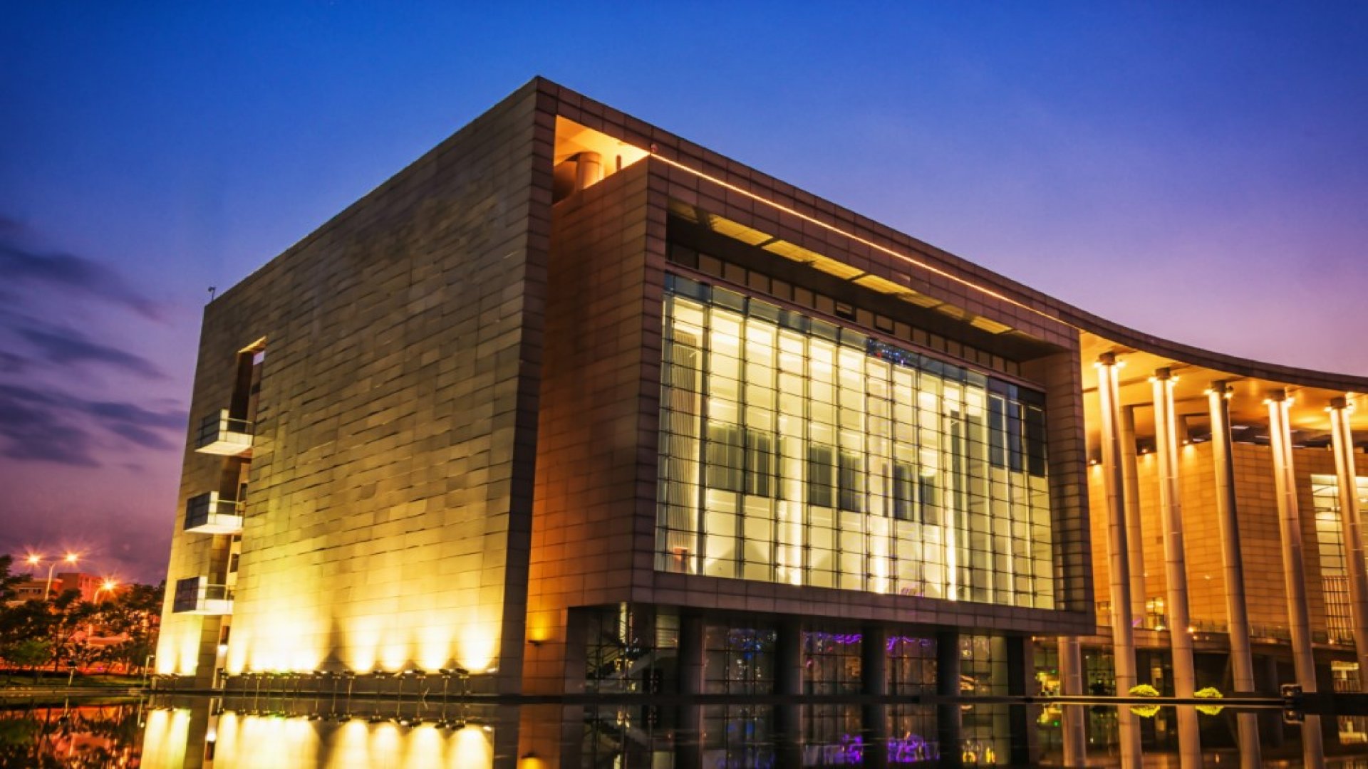 Rudhrakssh Elite Hotel & Banquet